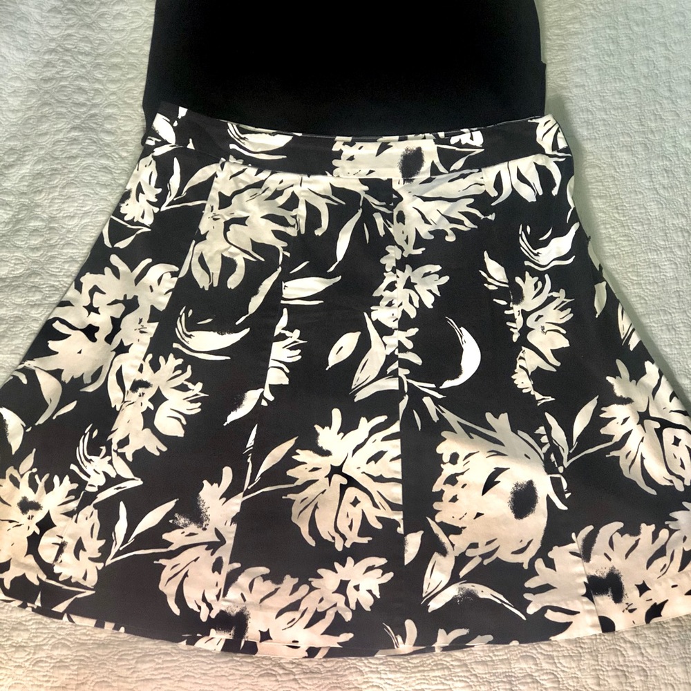 Last Call! Black/white Floral Cotton A line Skirt